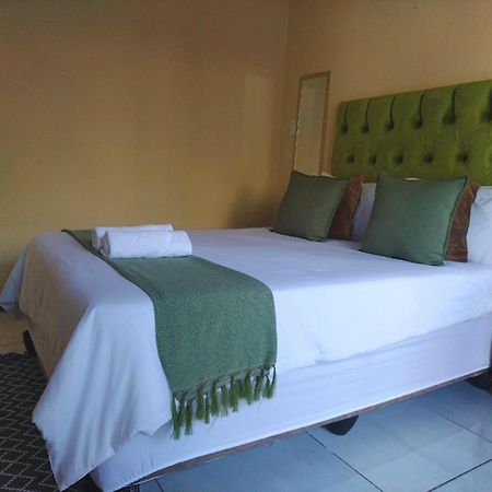 Genesis Guesthouze Otel Bela-Bela Dış mekan fotoğraf