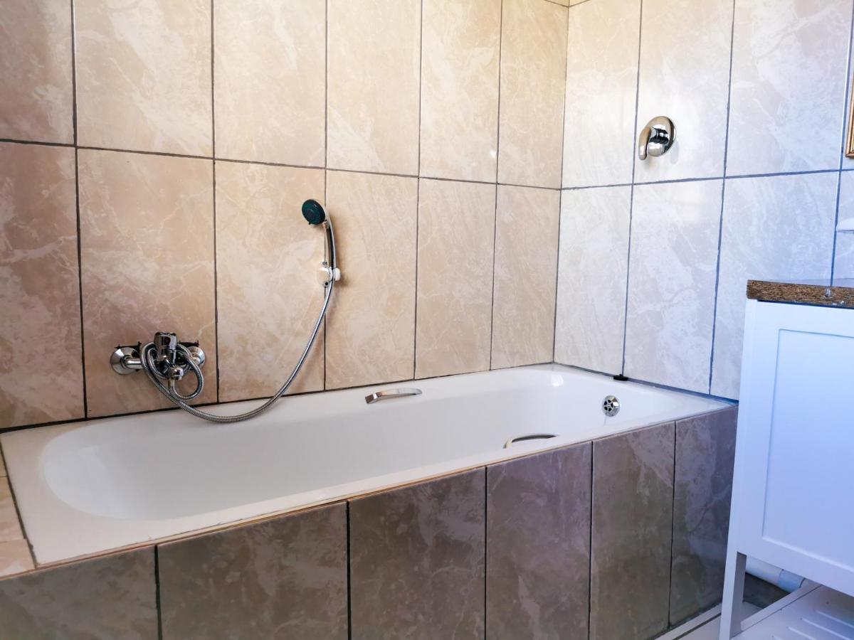 Genesis Guesthouze Otel Bela-Bela Dış mekan fotoğraf