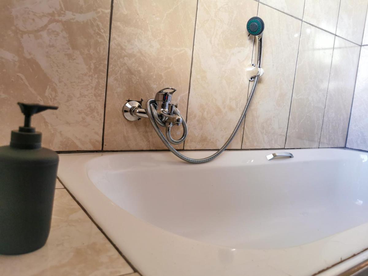 Genesis Guesthouze Otel Bela-Bela Dış mekan fotoğraf